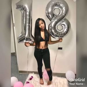 Meet your Posher, Mya